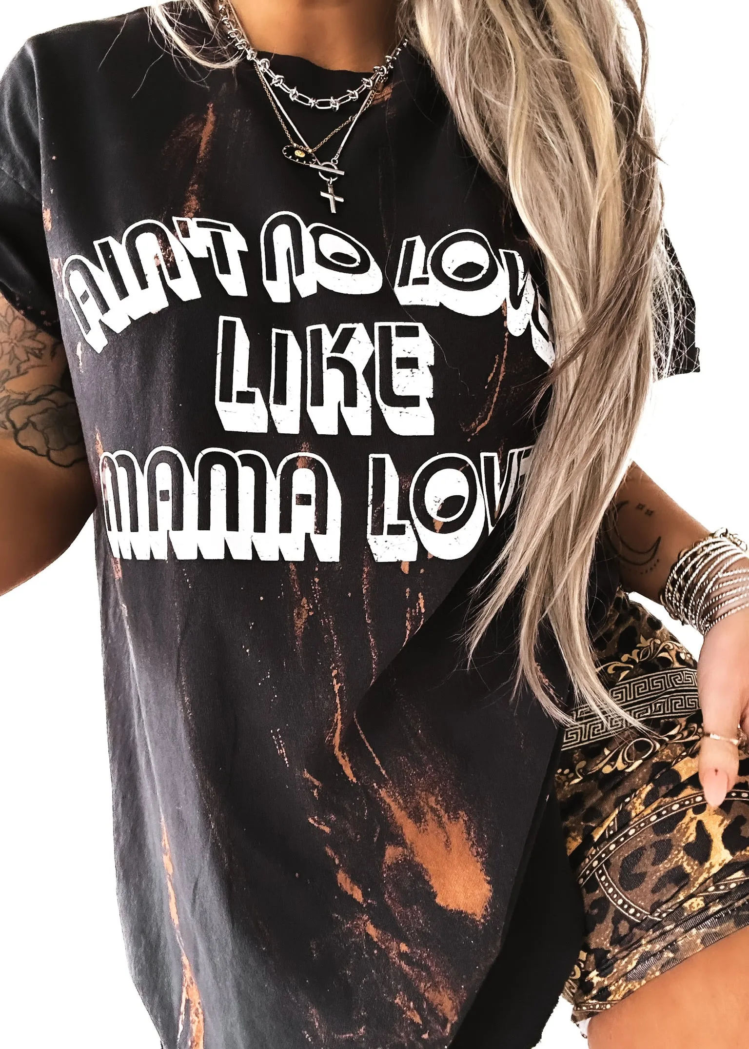 AIN'T NO LOVE LIKE MAMA LOVE BLEACHED OUT SIDE SLIT TEE