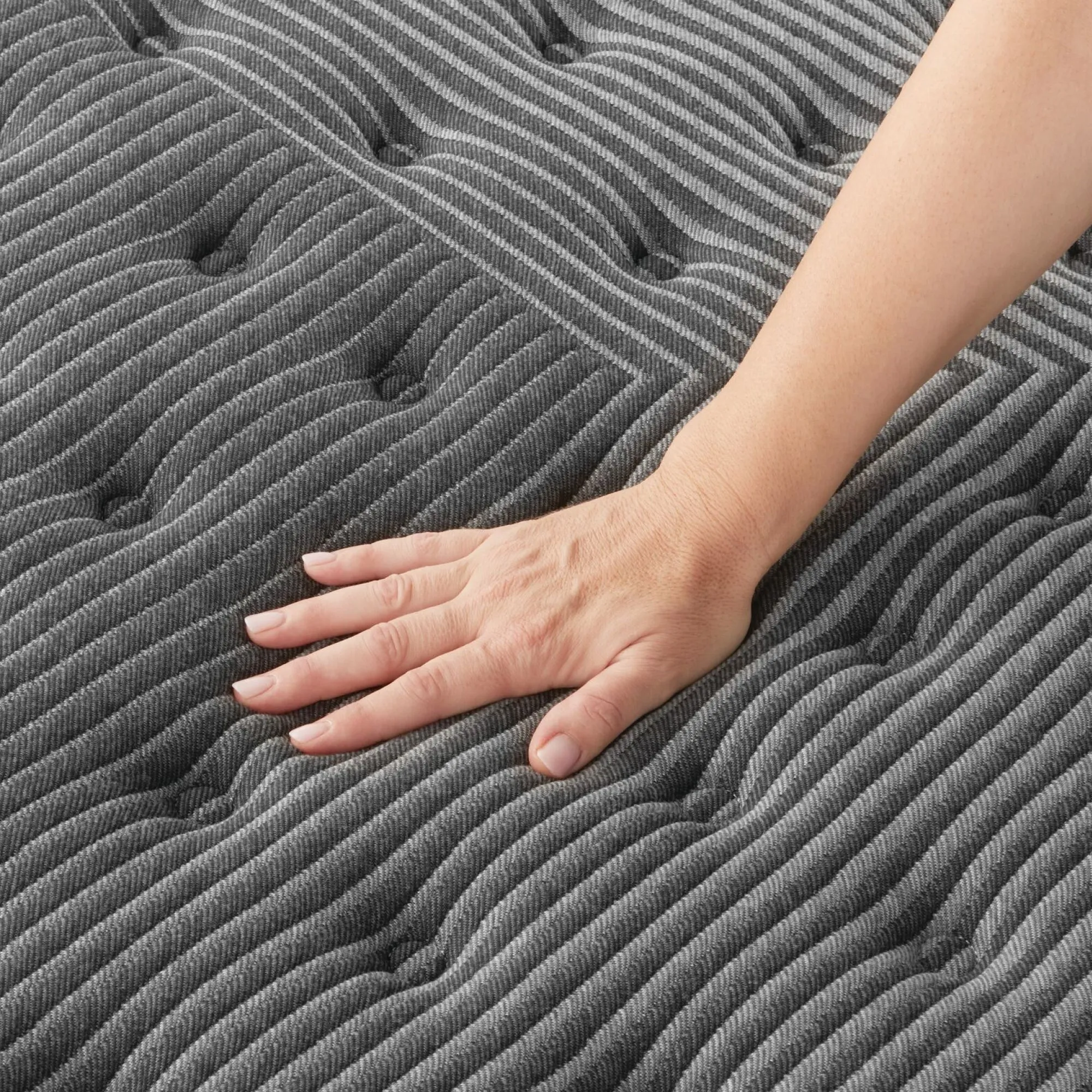 Beautyrest Black® B-Class Extra Firm 13.50" Mattress