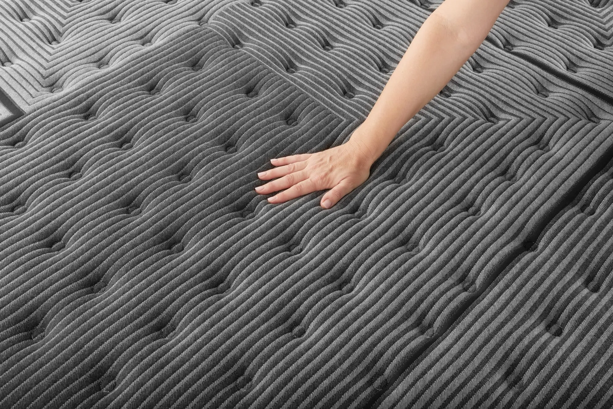 Beautyrest Black® L-Class Firm 13.75" Mattress