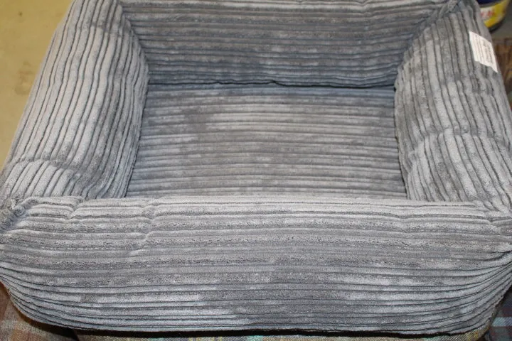 Chunky Square Memory Foam Bed