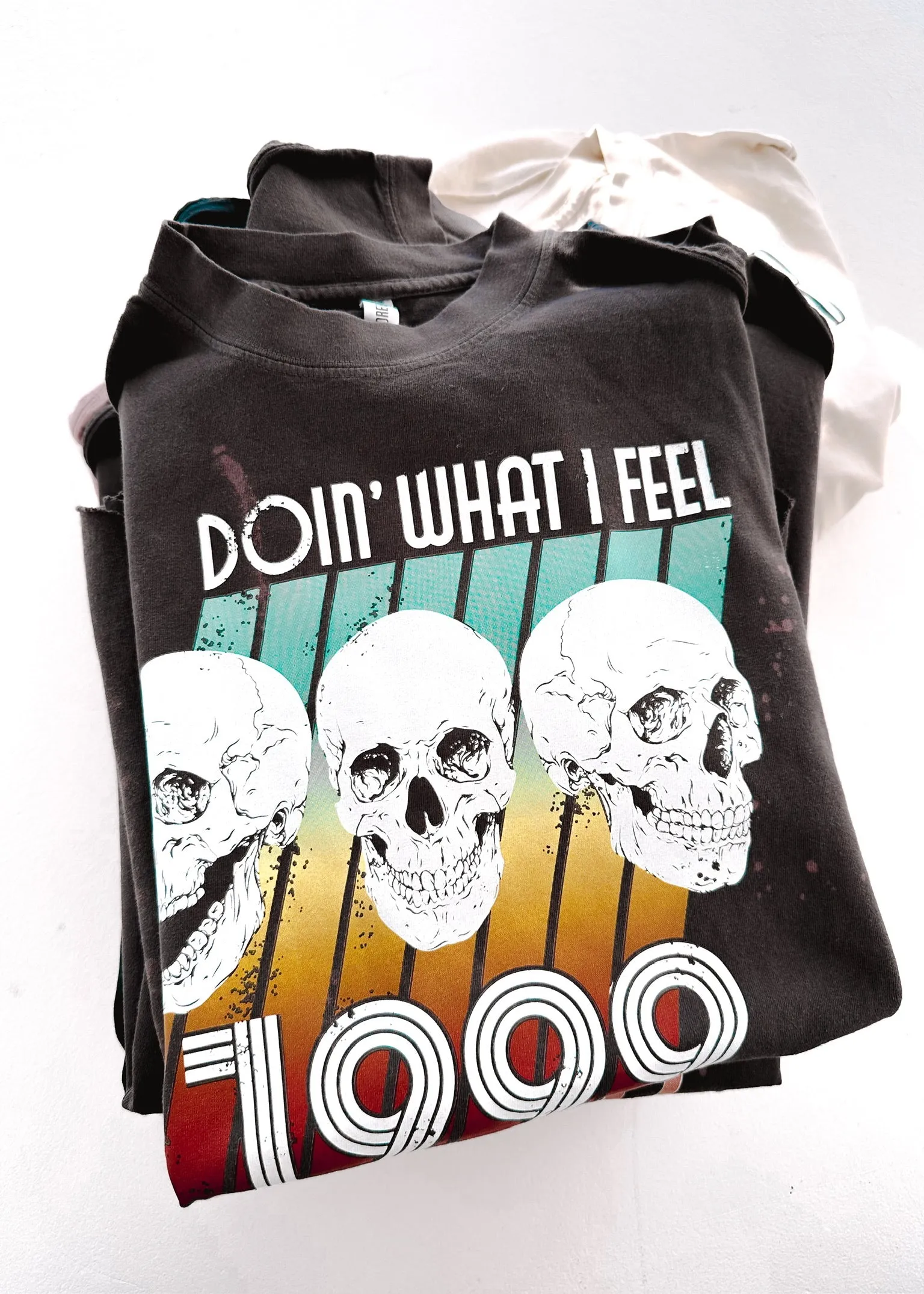 DOIN' WHAT I FEEL 1999 BLEACHED OUT SIDE SLIT TEE