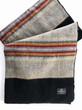 El Viajero Blanket - Black Autumn