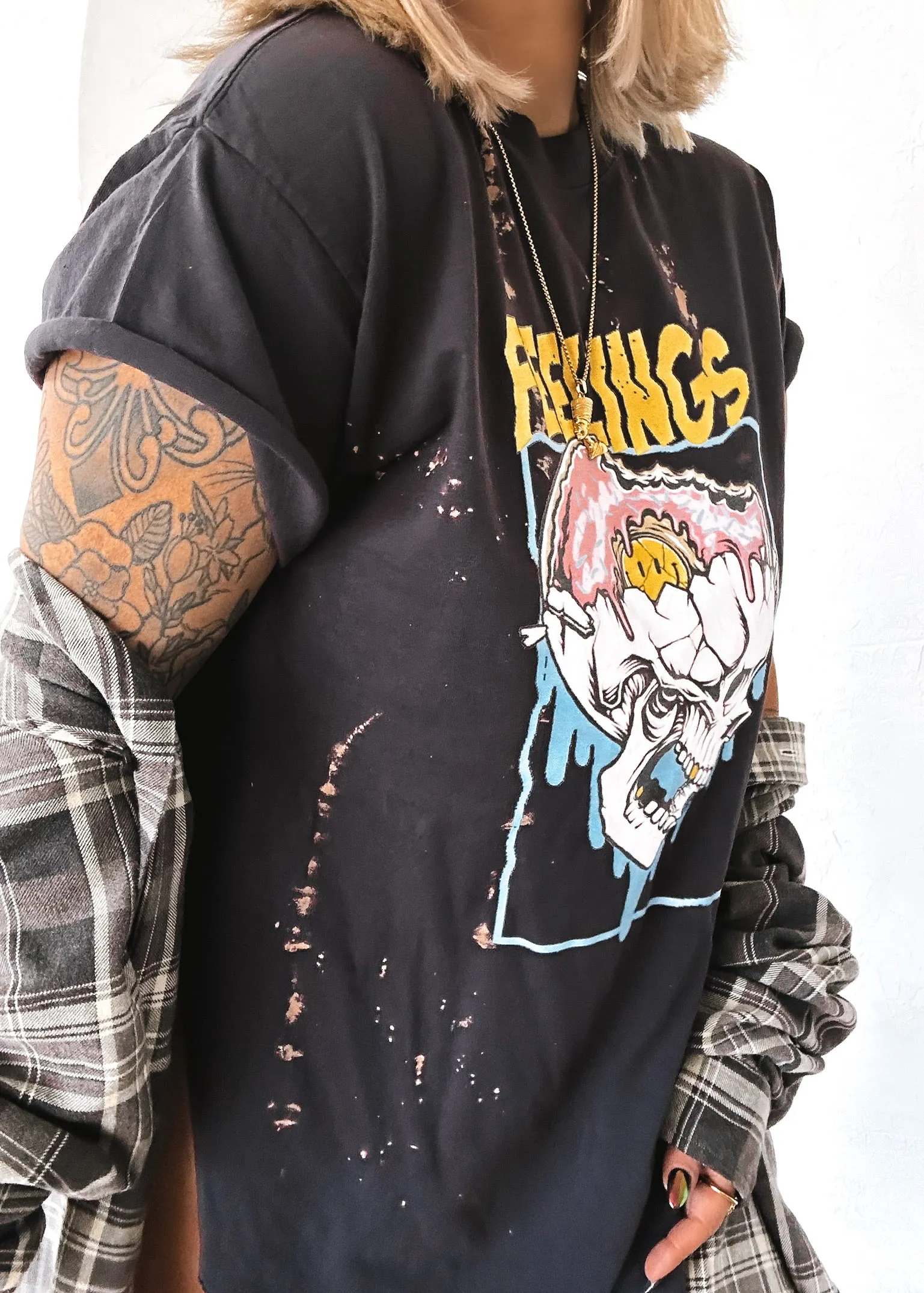 F*CK FEELINGS BLEACHED OUT SIDE SLIT TEE