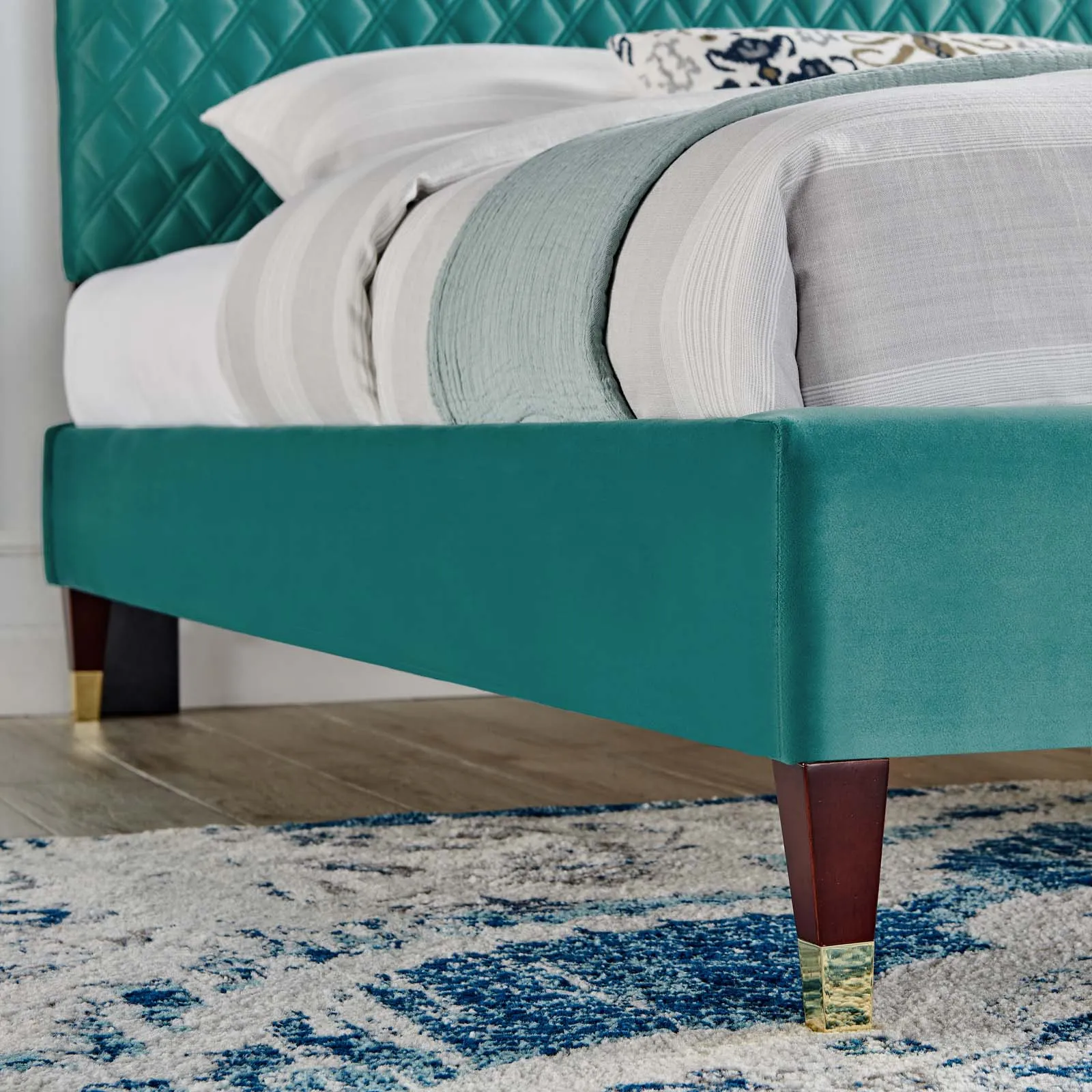 Garcelle Performance Velvet Queen Platform Bed By Modway - MOD-6290