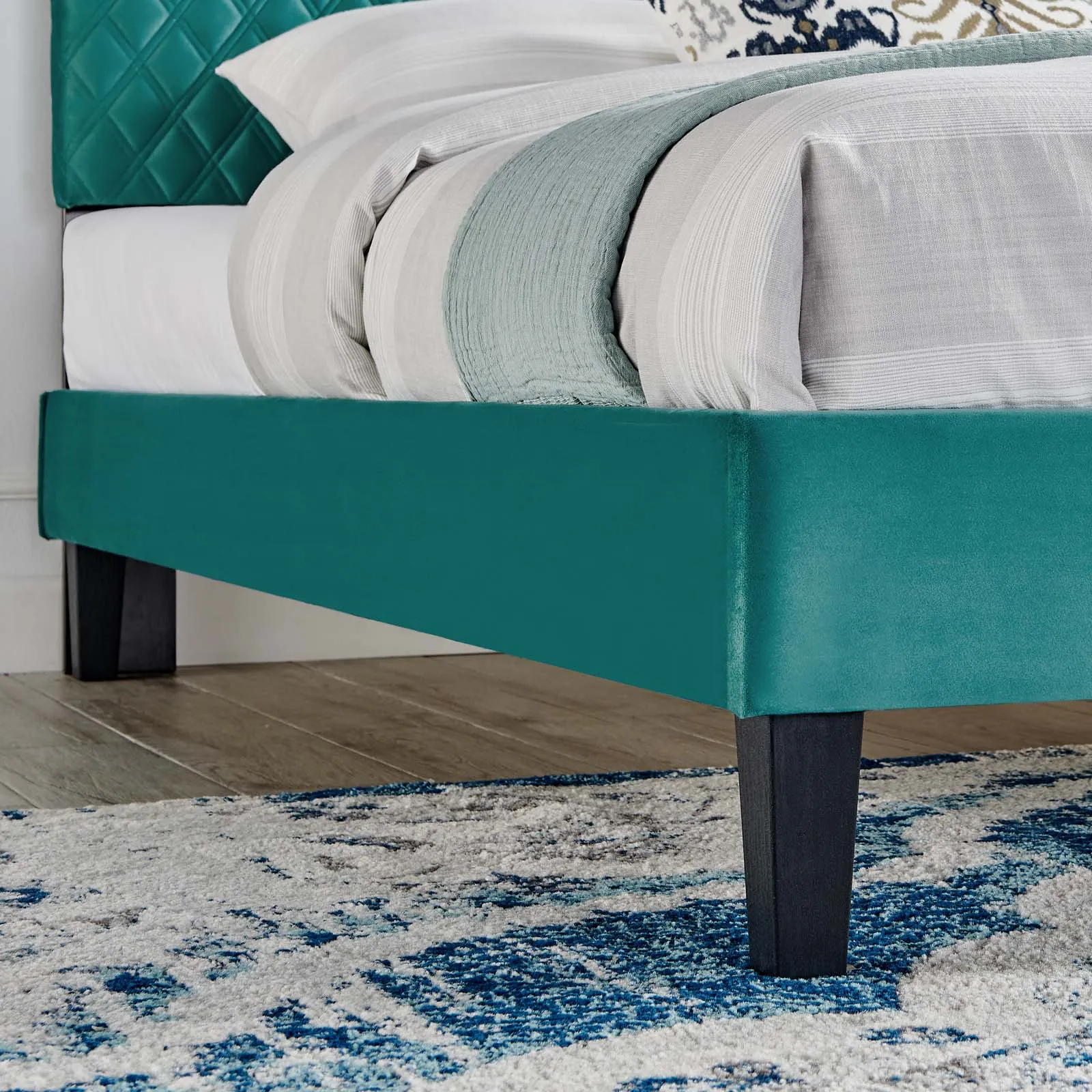 Garcelle Performance Velvet Twin Platform Bed By Modway - MOD-7044