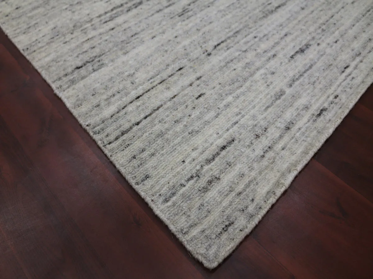 Heaven Modern Ivory Hand-Woven Rug 4'x6'