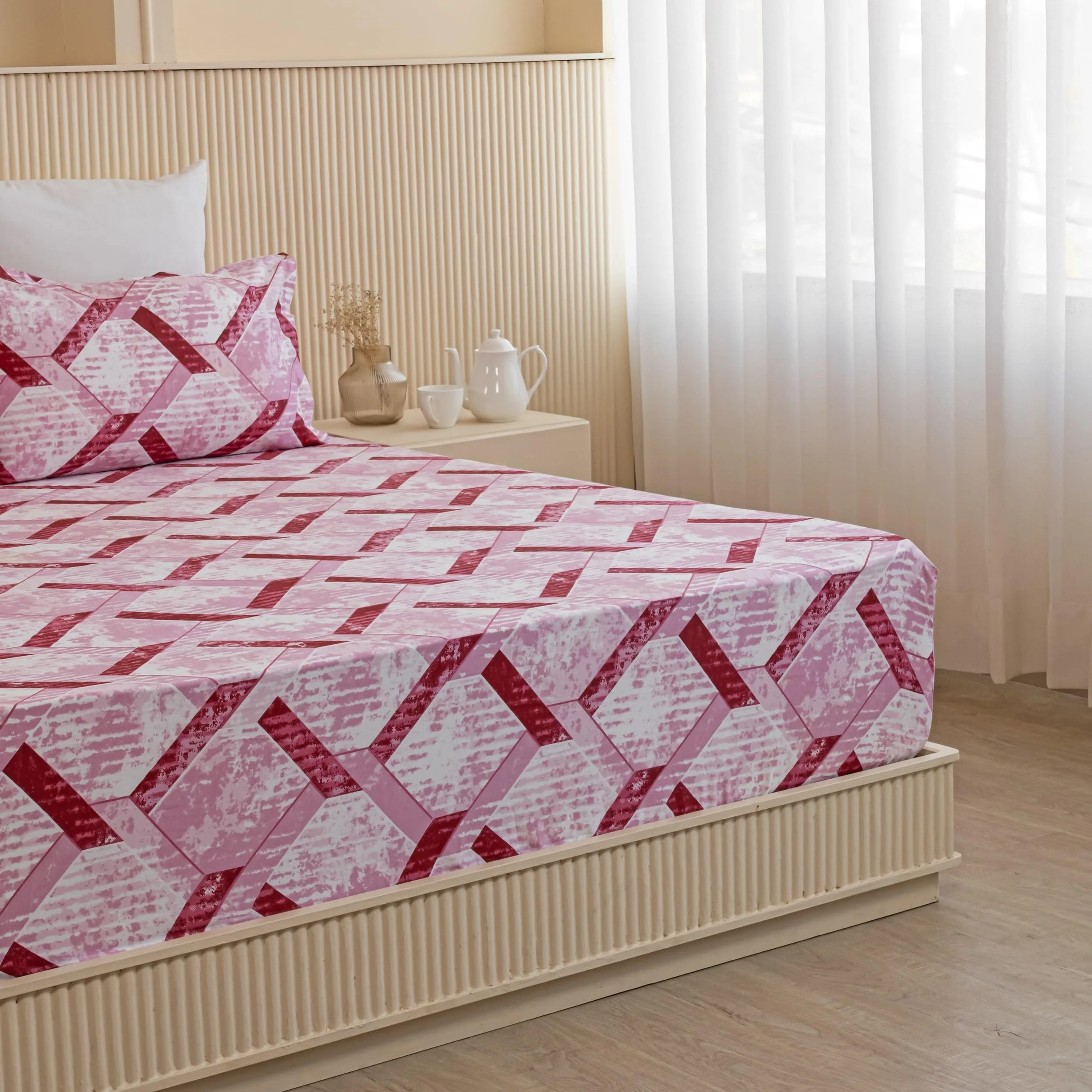 HOMEMONDE 210 TC Cotton Elastic Bedsheet King Size Mattress 84 x 78 Inches Wrinkle Free Geometric Printed Fitted Sheet with 2 Pillow Covers, Baby Pink