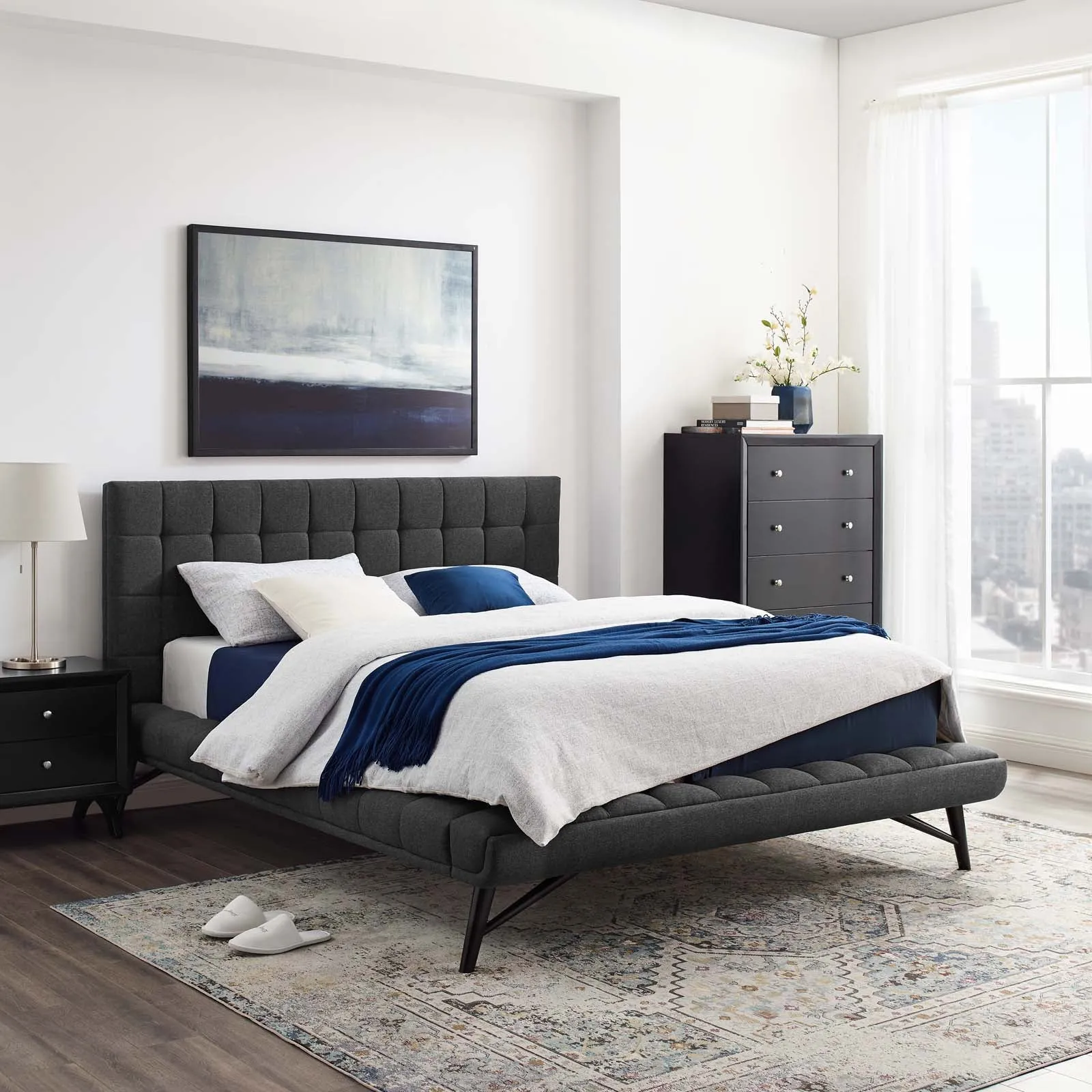 Julia Biscuit Tufted Upholstered Fabric Platform Bed