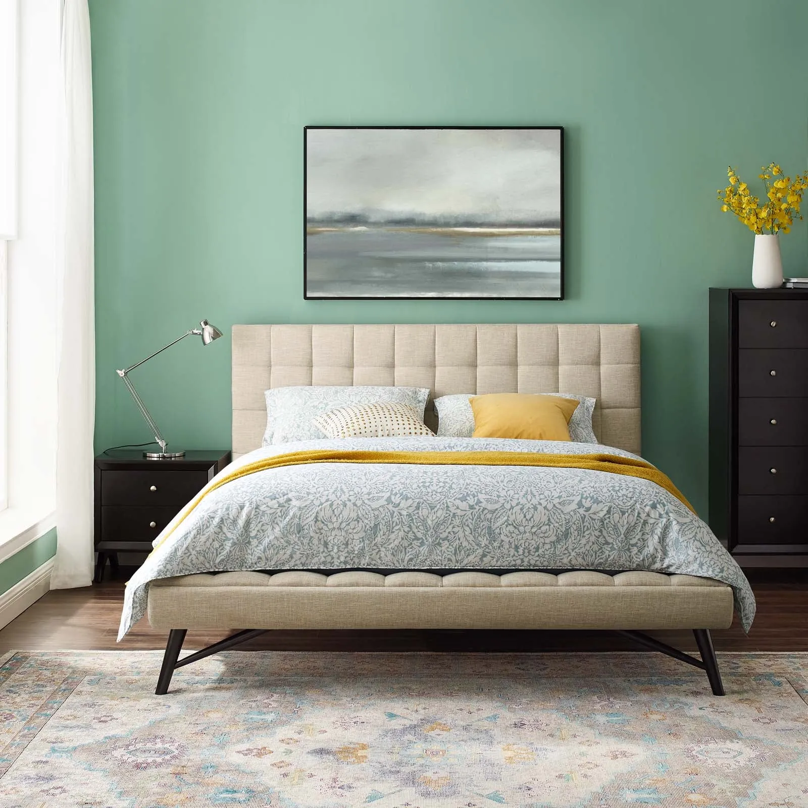 Julia Biscuit Tufted Upholstered Fabric Platform Bed