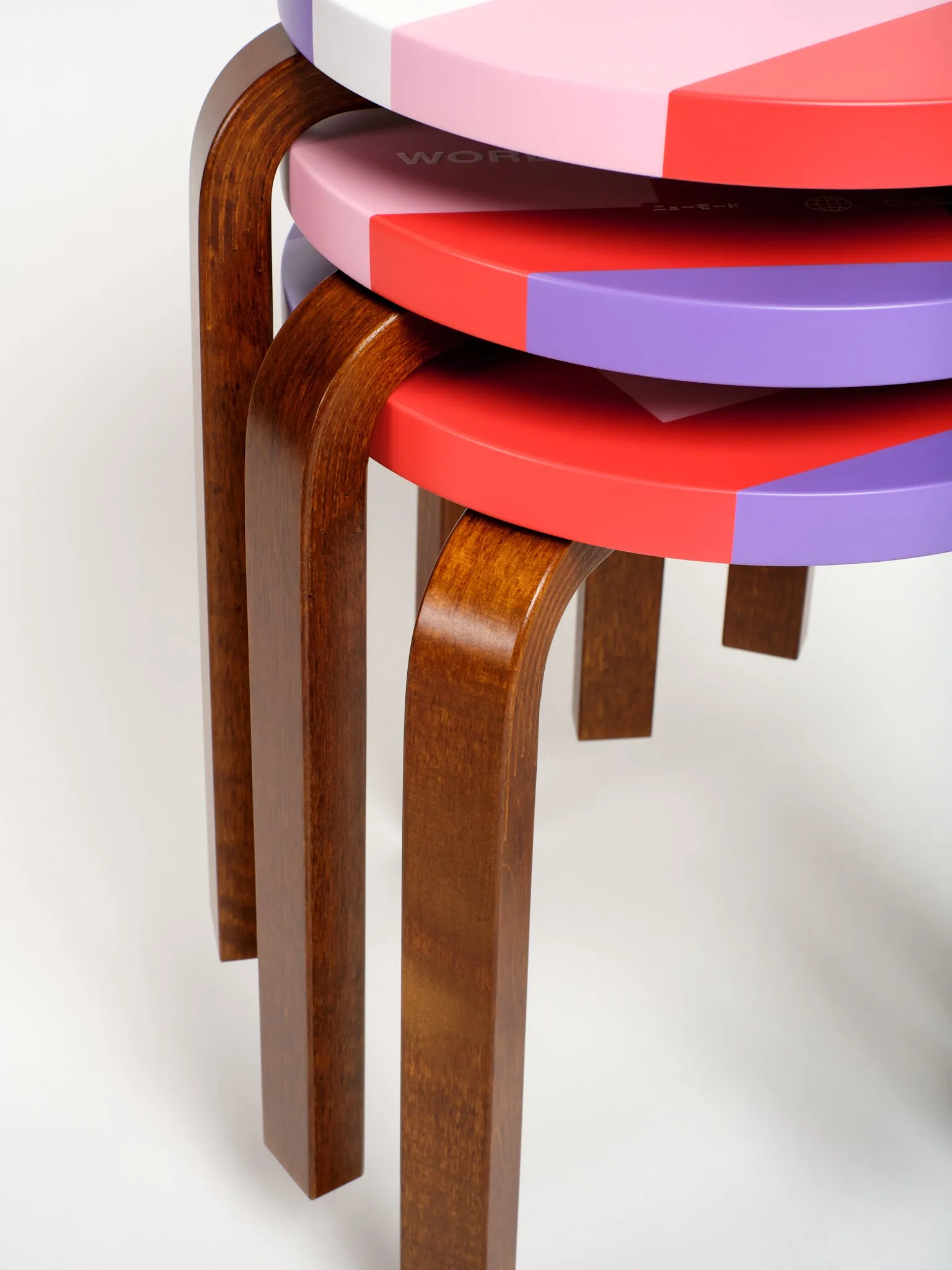LTD ED FNC Artek Stool 60, Lilac 02