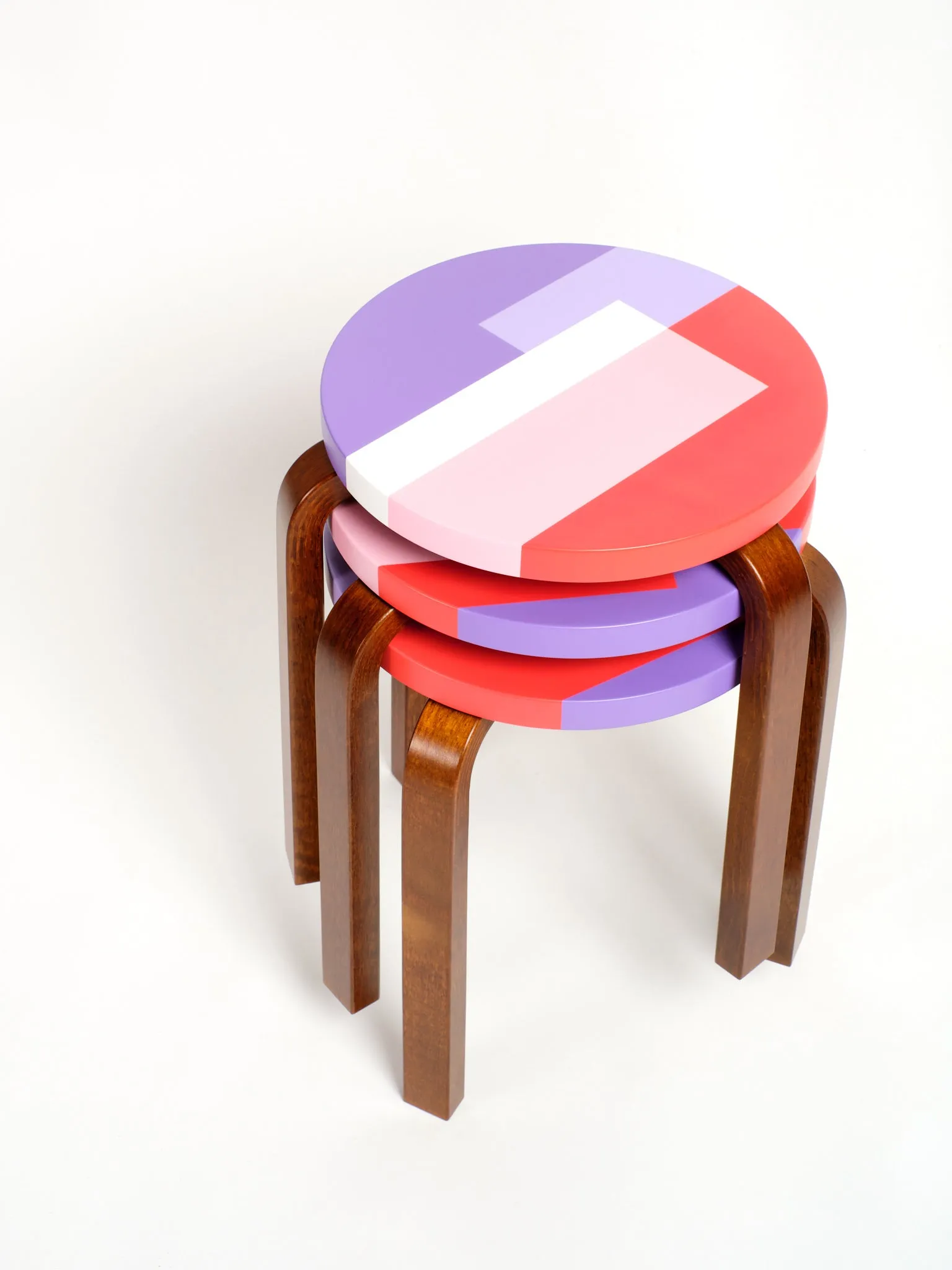 LTD ED FNC Artek Stool 60, Lilac 02