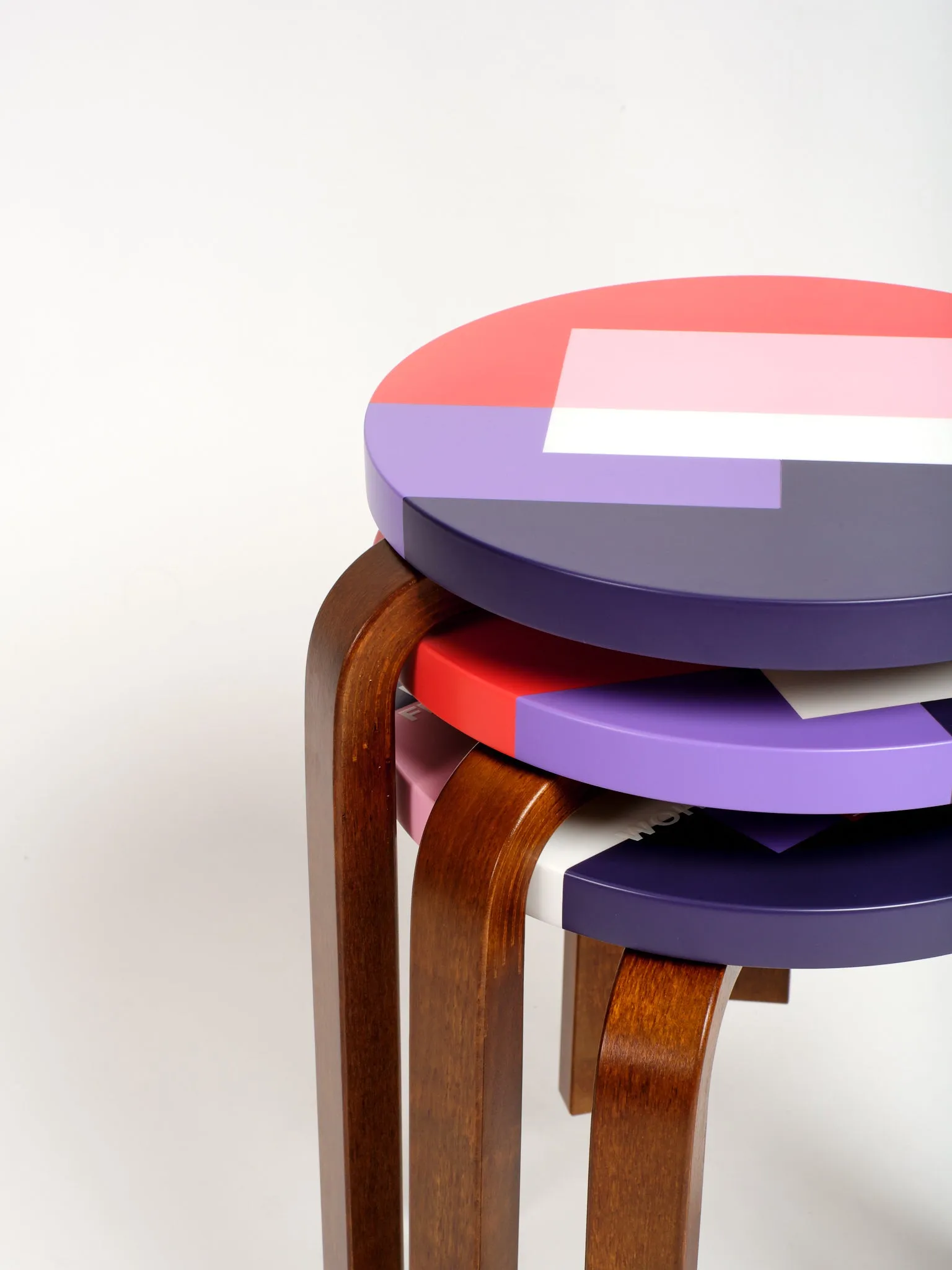 LTD ED FNC Artek Stool 60, Navy 02