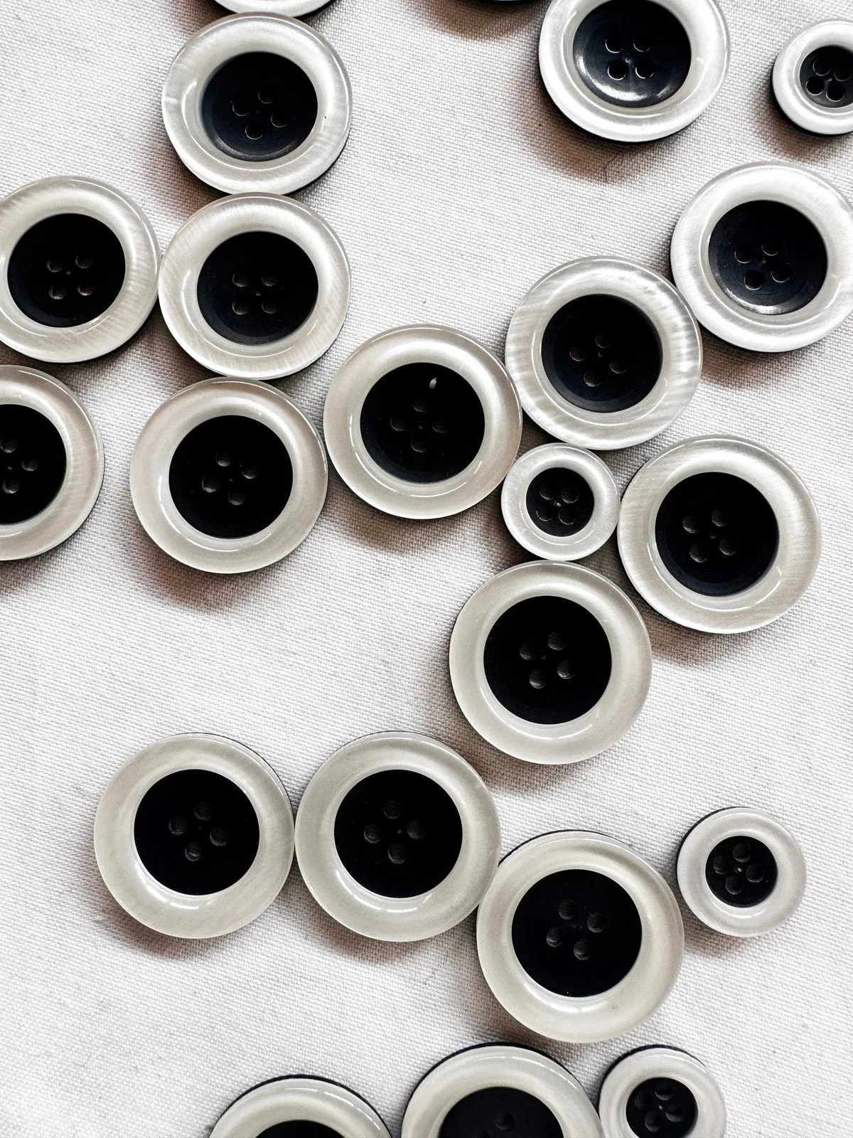 Pearly Edge Black Buttons Bundle