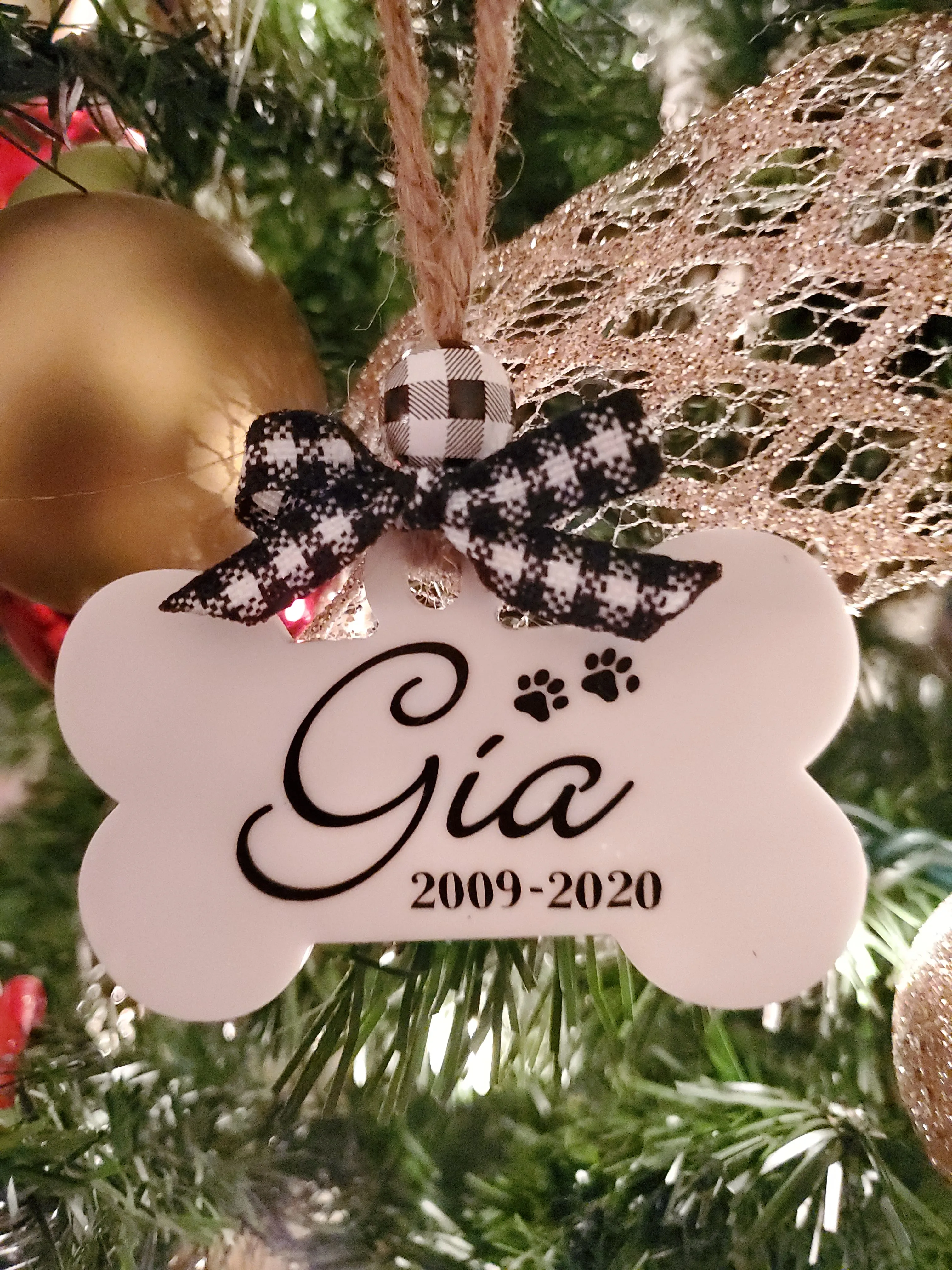Personalized Pet Memorial Ornament | Bone Shape