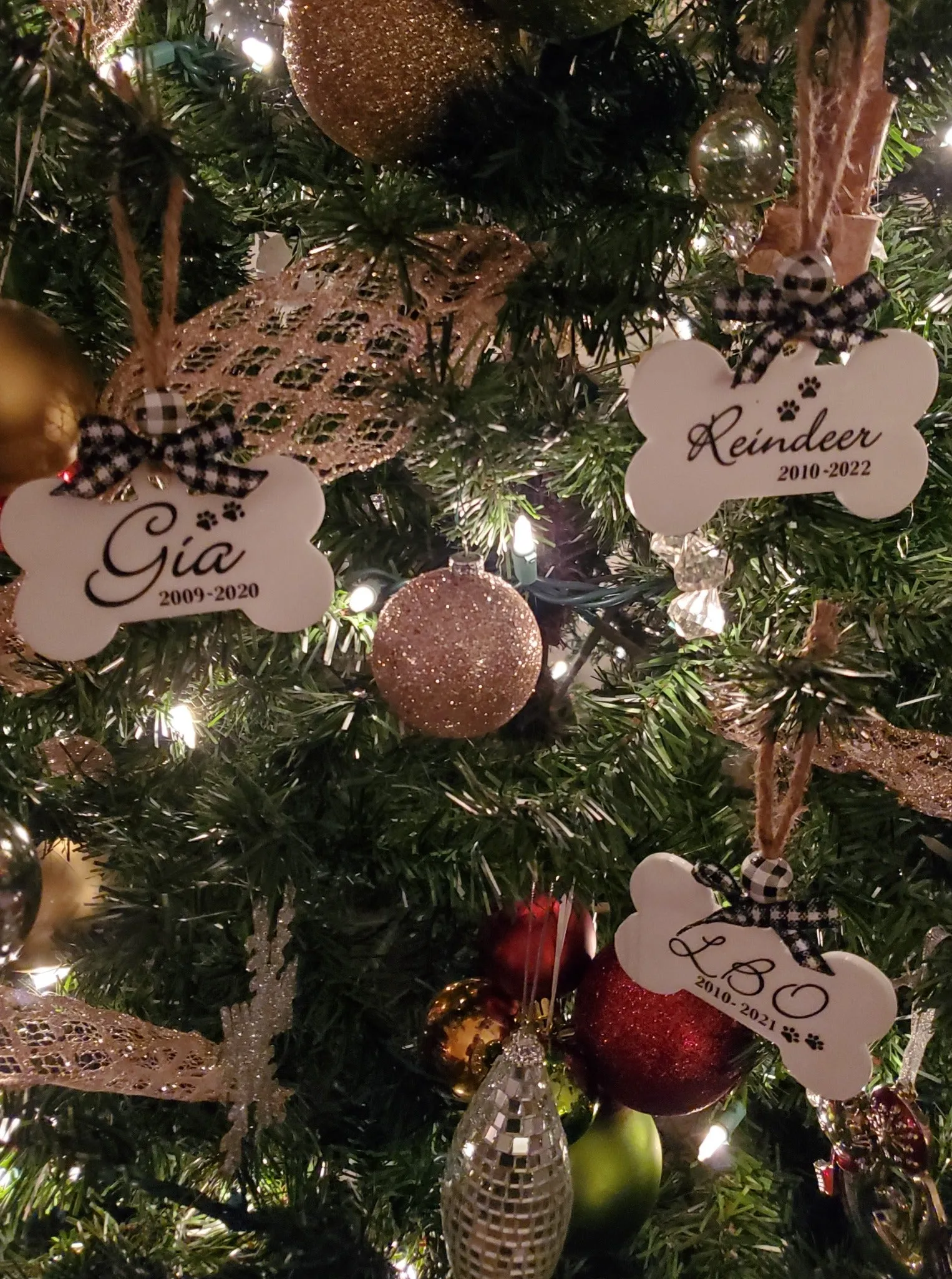 Personalized Pet Memorial Ornament | Bone Shape