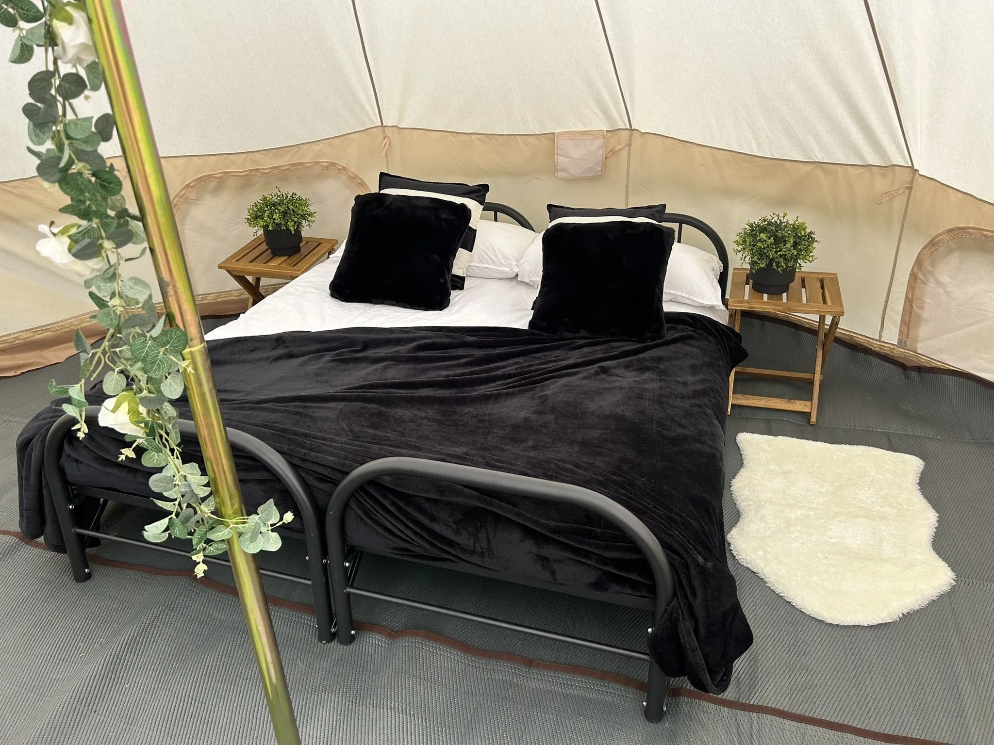 Ultra-Comfort Camping Bed: Lightweight Foldable Frame with Luxury Mattress & Memory Foam Topper