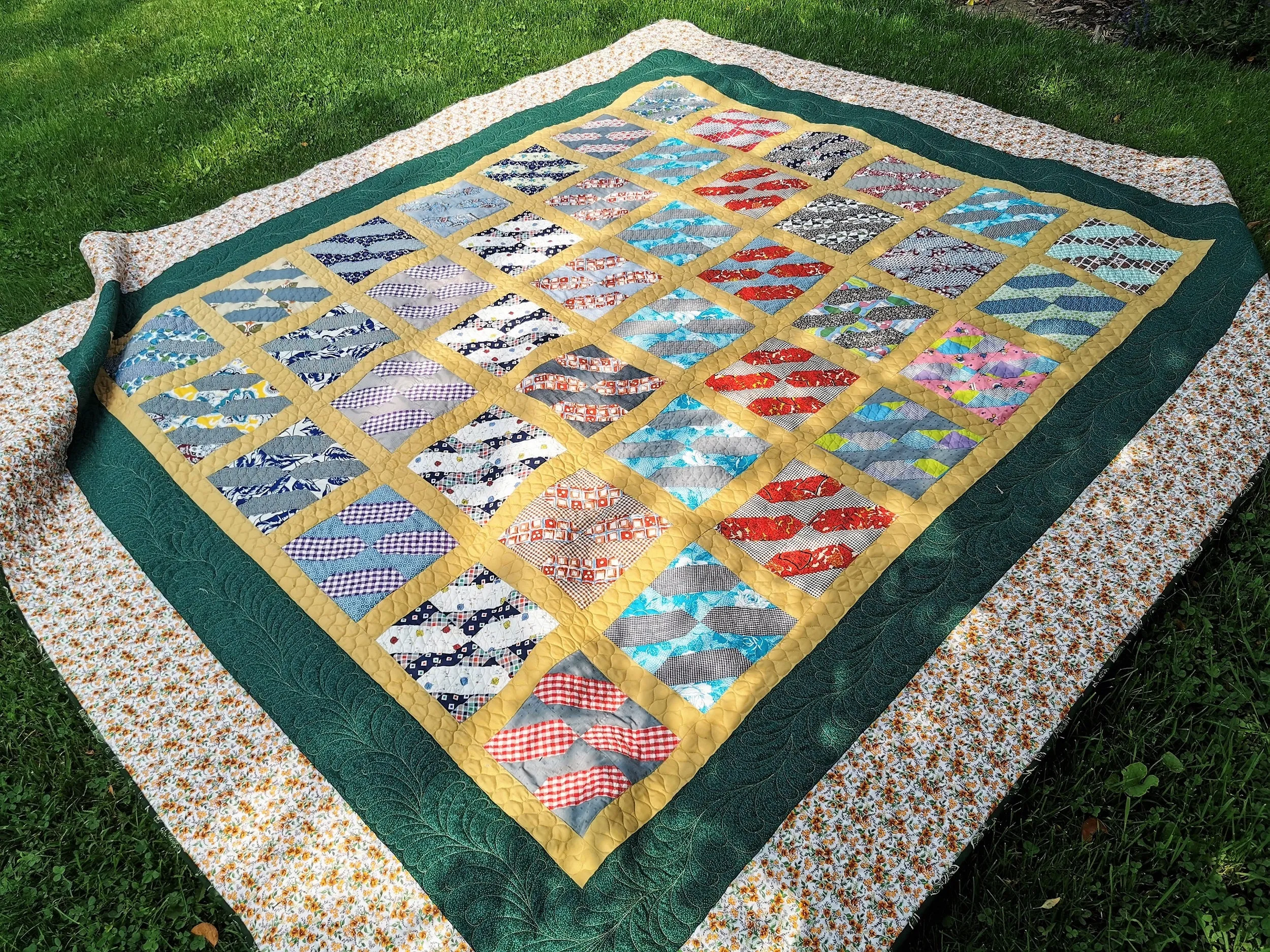 Vintage Bed Quilt, Large Queen Size